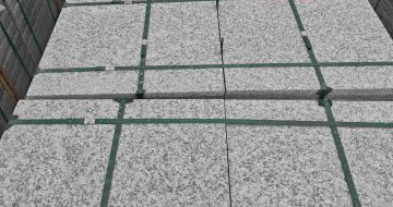 来宾芝麻白大花地铺