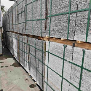 来宾芙蓉白地铺石，石材地铺石