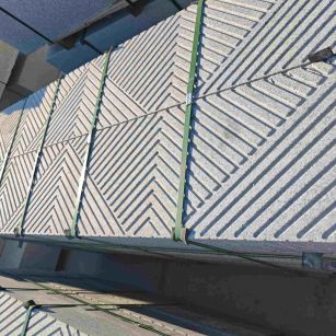 来宾芝麻白石材雕刻定制