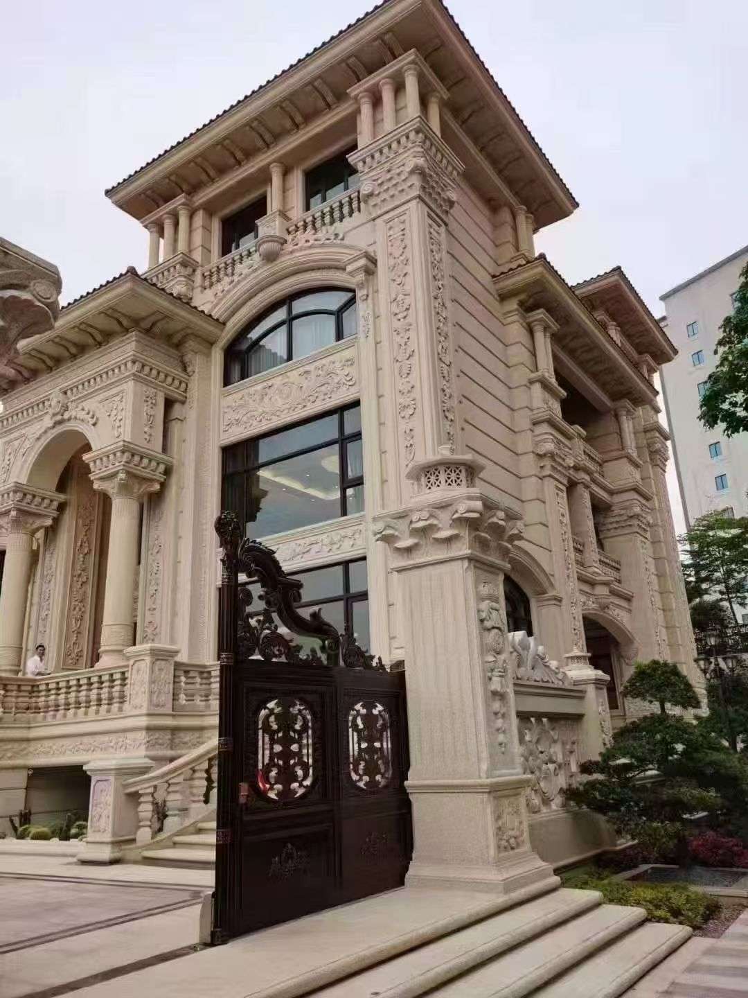 来宾黄金麻别墅外墙异形定制